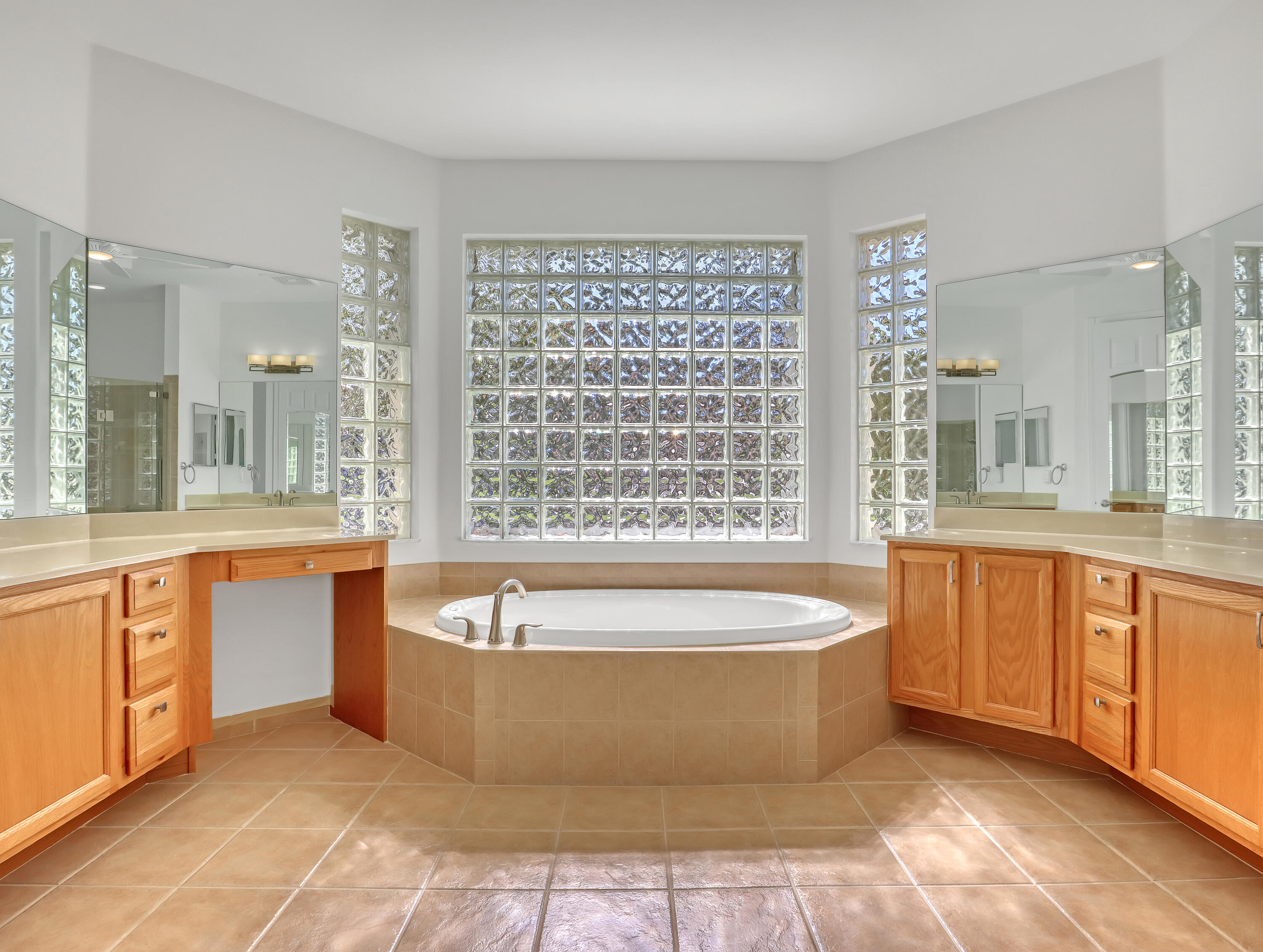 819 Southwest Bromelia Terrace Stuart, FL 34997 - Photo 21 of 48 819 SW Bromelia (34)