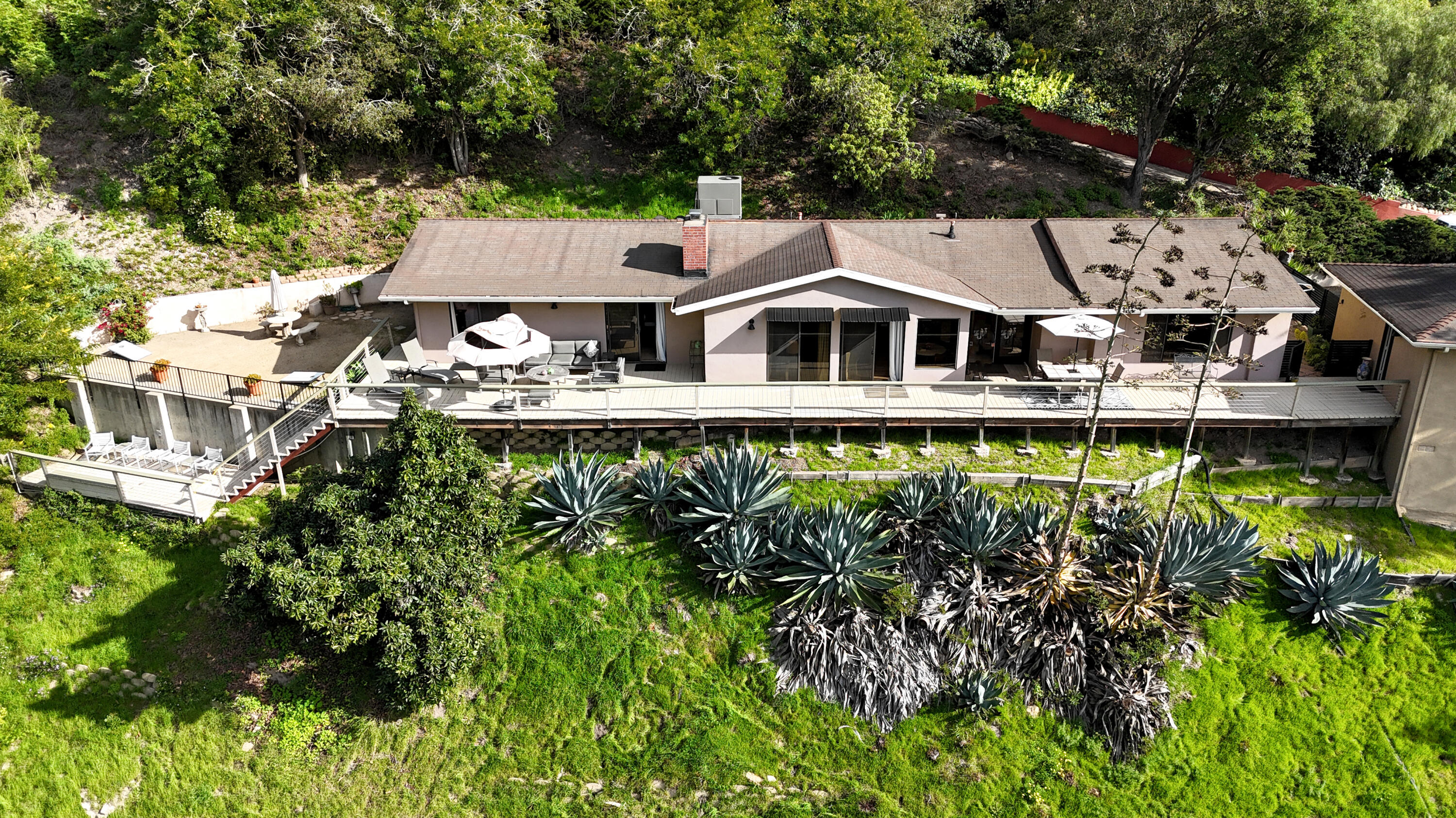 401 Loma Media Road Santa Barbara, CA 93103 - Photo 2 of 29 Aerial of the property ow Aerial