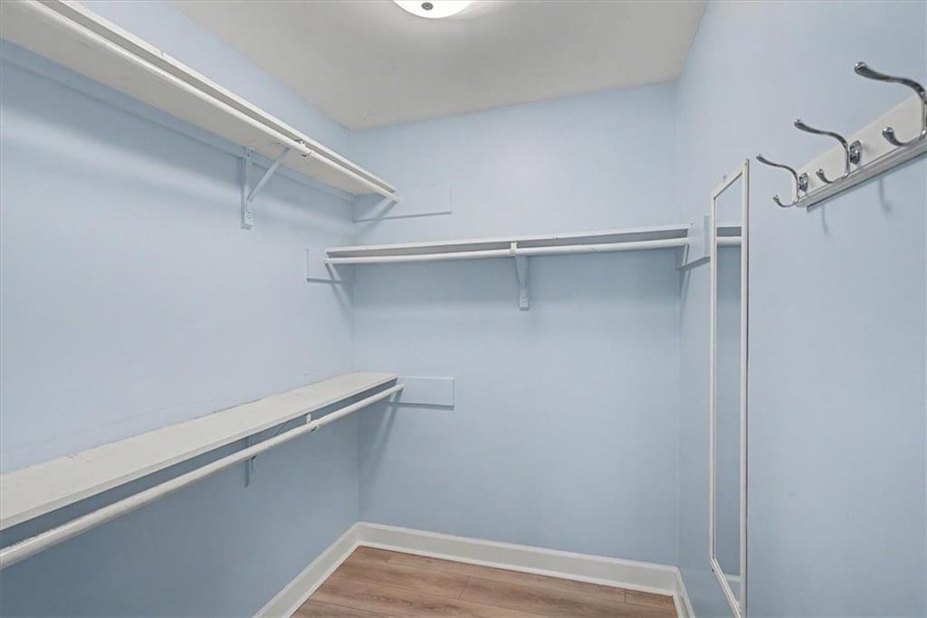 264 Bellemont Drive Southwest Rome, GA 30165 - Photo 12 of 37 a view of an empty walk in closet