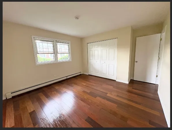 $2,200 | 2343 Ogden Avenue, Unit 3, Downers Grove, IL 60515