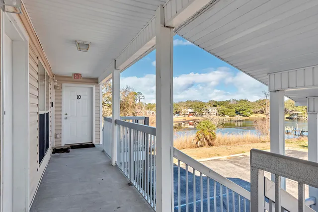 $1,200 | 770 Rockport Court, Unit 10, Fort Walton Beach, FL 32548