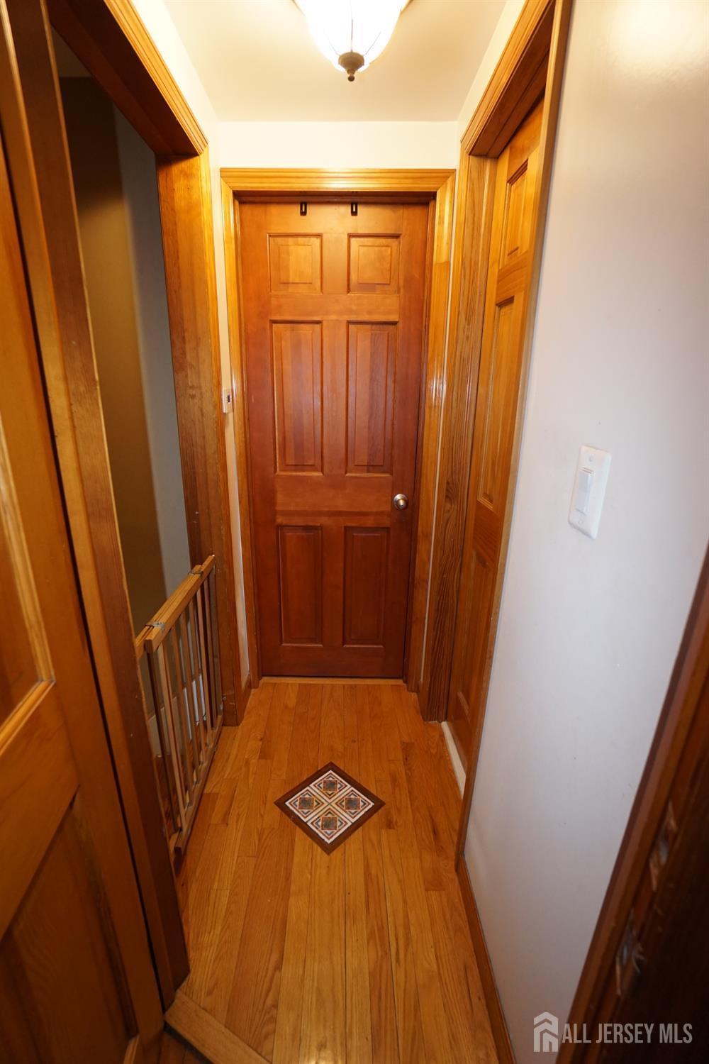 84 West Hill Road Colonia, NJ 07067 - Photo 21 of 39 Gallery Image 21