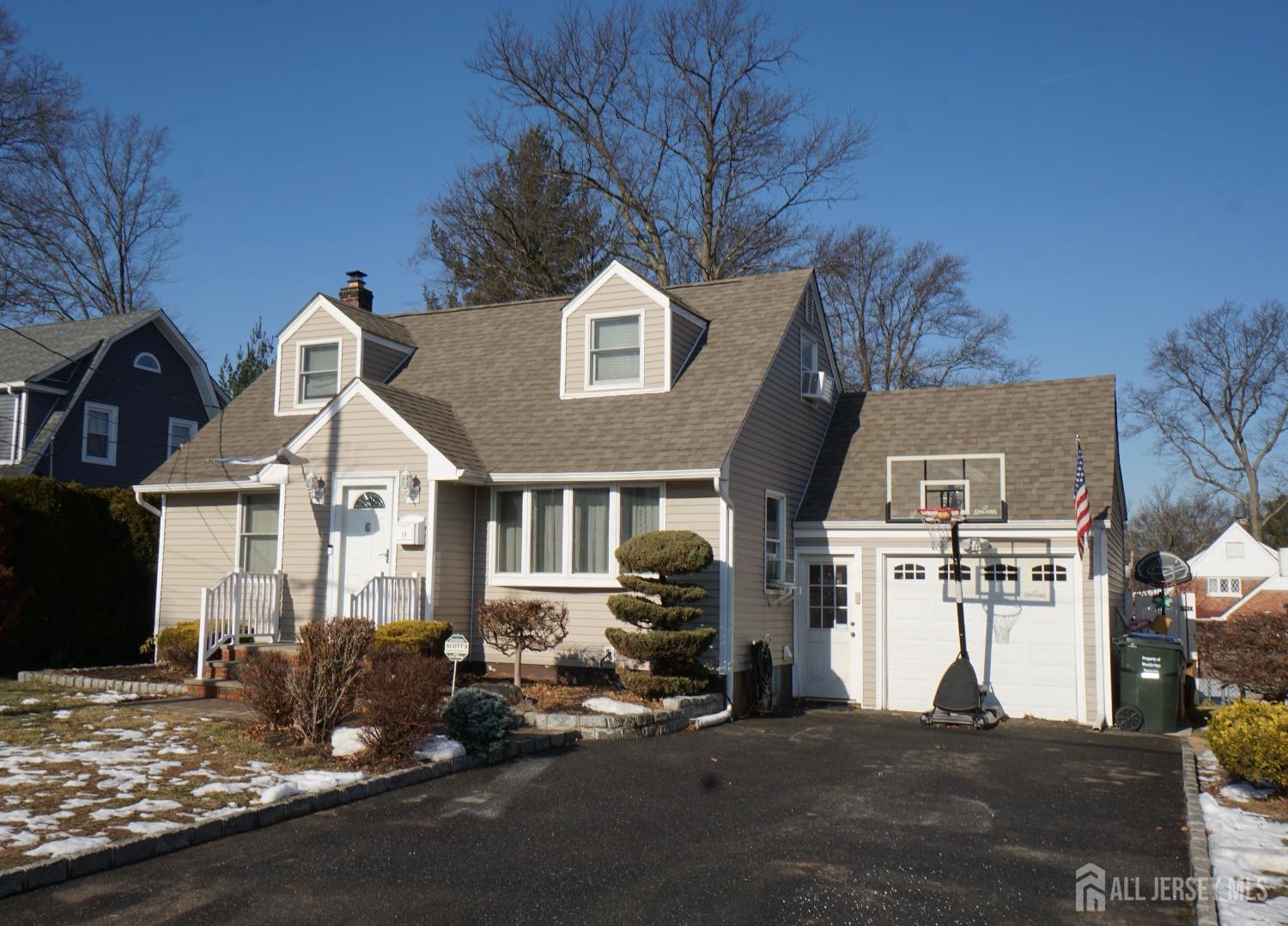 84 West Hill Road Colonia, NJ 07067 - Photo 4 of 39 Gallery Image 4