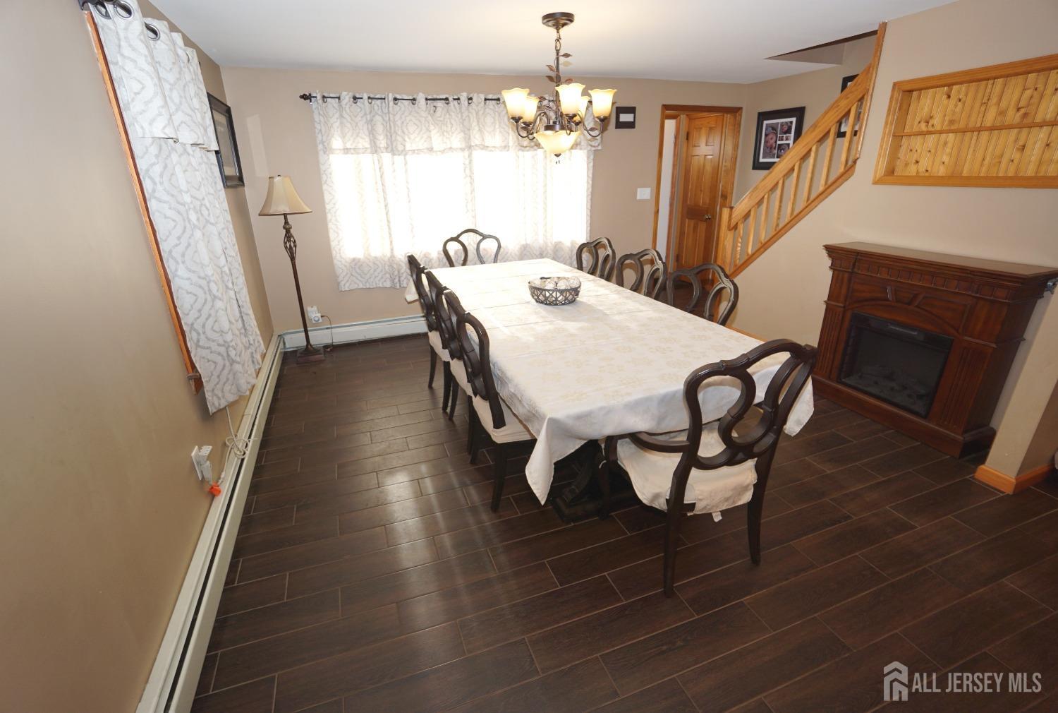 84 West Hill Road Colonia, NJ 07067 - Photo 7 of 39 Gallery Image 7