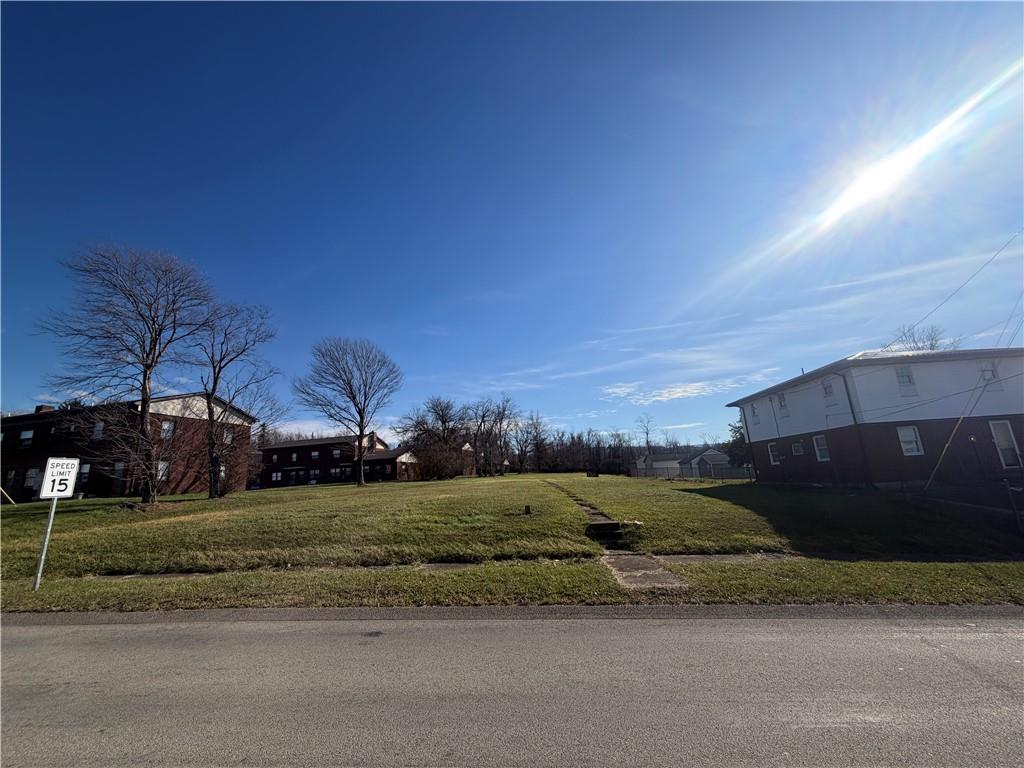 240 Bailey Avenue Uniontown, PA 15401 - Photo 4 of 5 a view of a yard