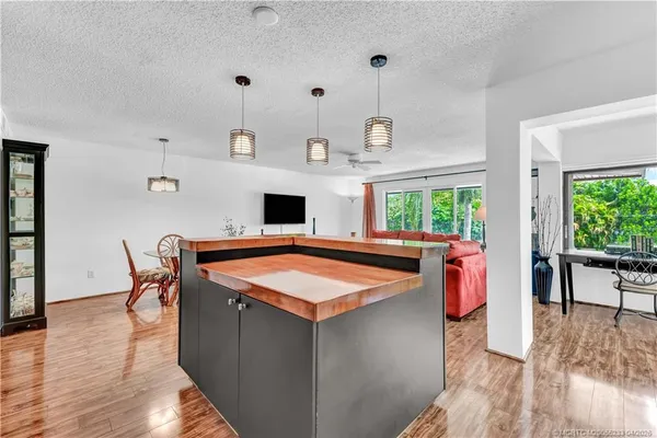 $165,000 | 1800 Southeast St Lucie Boulevard, Unit 5207, Stuart, FL 34996