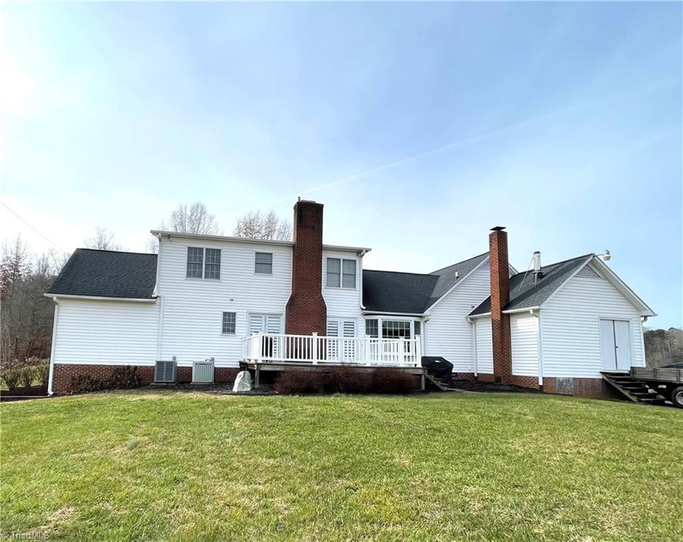 2501 South Friendship Road Germanton, NC 27019 - Photo 3 of 33 Gallery Image 3