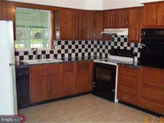 175 Wilmington Road East Fallowfield, PA 19320 - Photo 3 of 6 Gallery Image 3
