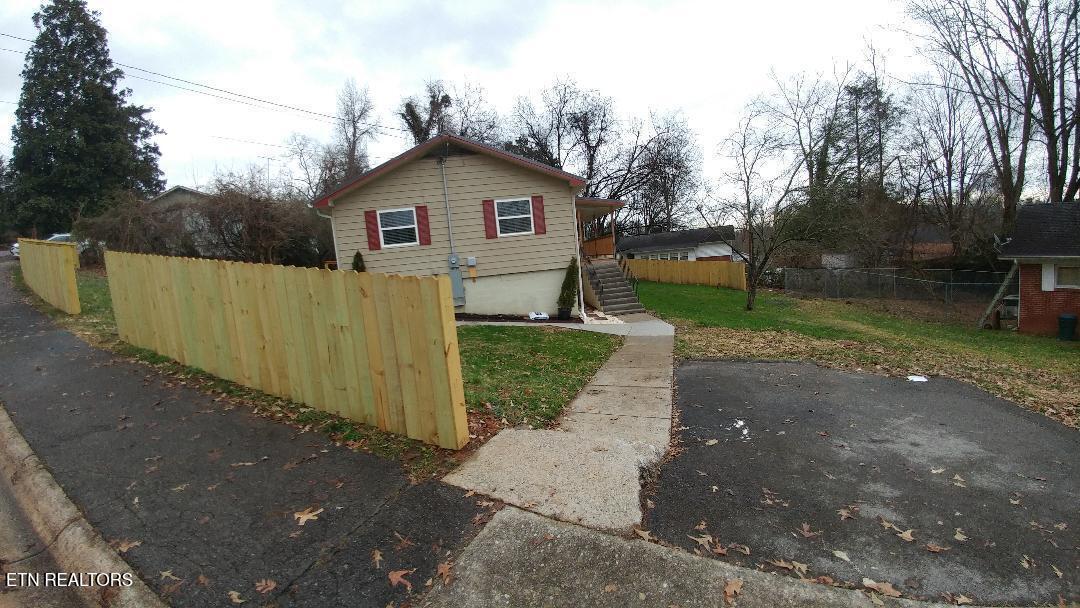 618 Pennsylvania Avenue Oak Ridge, TN 37830 - Photo 3 of 24 1065245_2_3