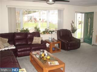 128 Dungan Road Southampton, PA 18966 - Photo 2 of 6 Gallery Image 2