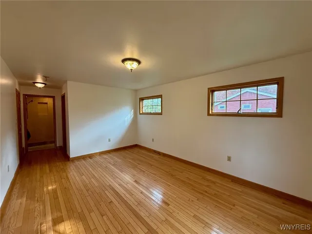 $279,900 | 4628 Creek Rd Extension, Lewiston, NY 14092