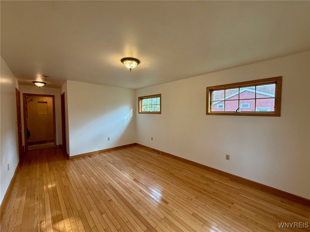 4628 Creek Rd Extension Lewiston, NY 14092 - Photo 23 of 39