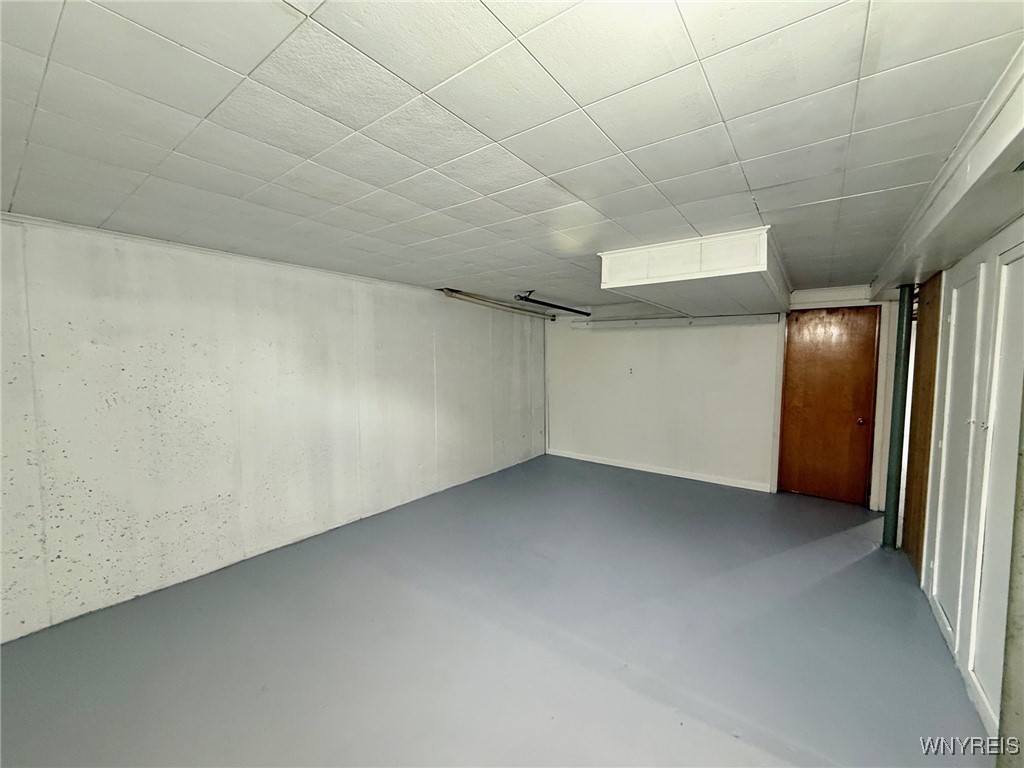 4628 Creek Rd Extension Lewiston, NY 14092 - Photo 34 of 39