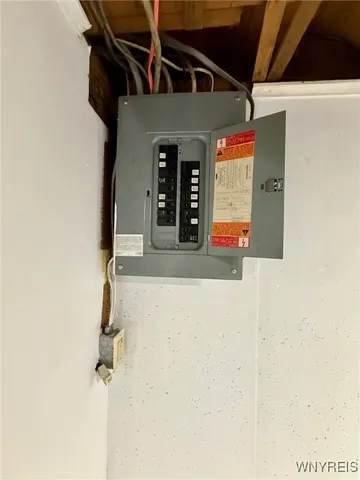 $279,900 | 4628 Creek Rd Extension, Lewiston, NY 14092