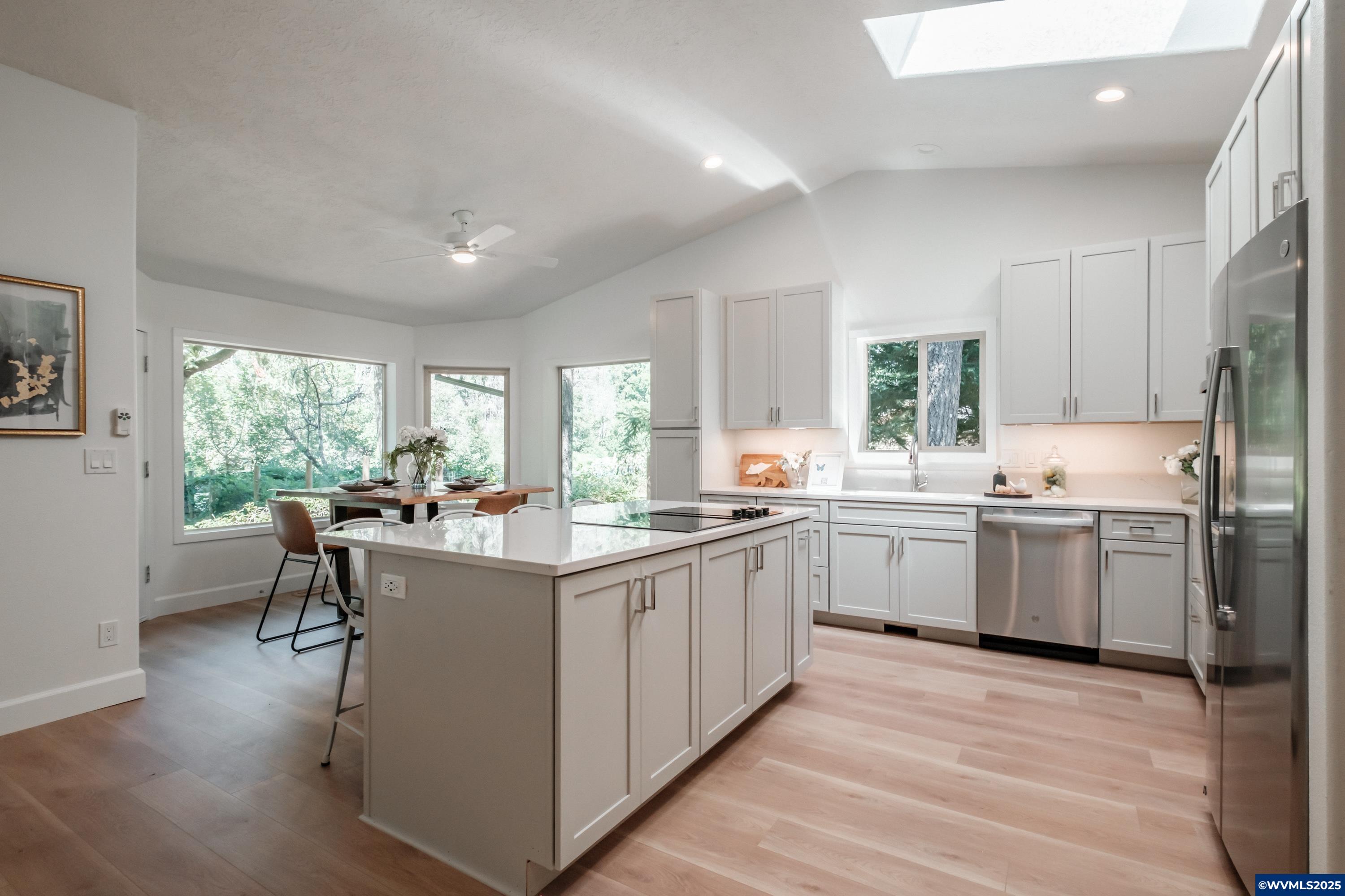 45849 River Loop Lyons, OR 97358 - Photo 23 of 44 Gallery Image 23