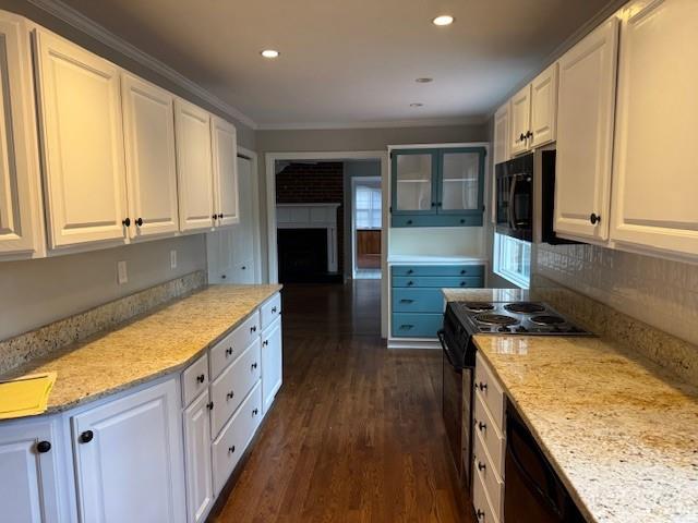 3324 Henderson Creek Road Atlanta, GA 30341 - Photo 15 of 29 a kitchen with stainless steel appliances granite countertop a sink stove and refrigerator