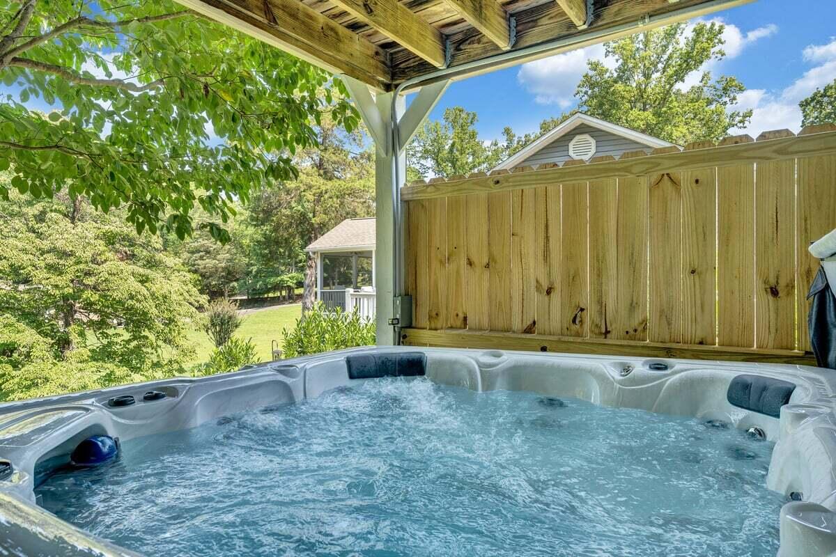 6015 Smith Mountain Road Penhook, VA 24137 - Photo 48 of 62 MIB09510