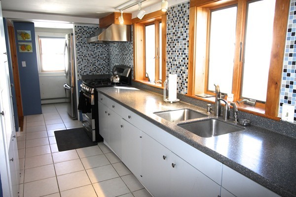 53 Bennett Road Marblehead, MA 01945 - Photo 5 of 19