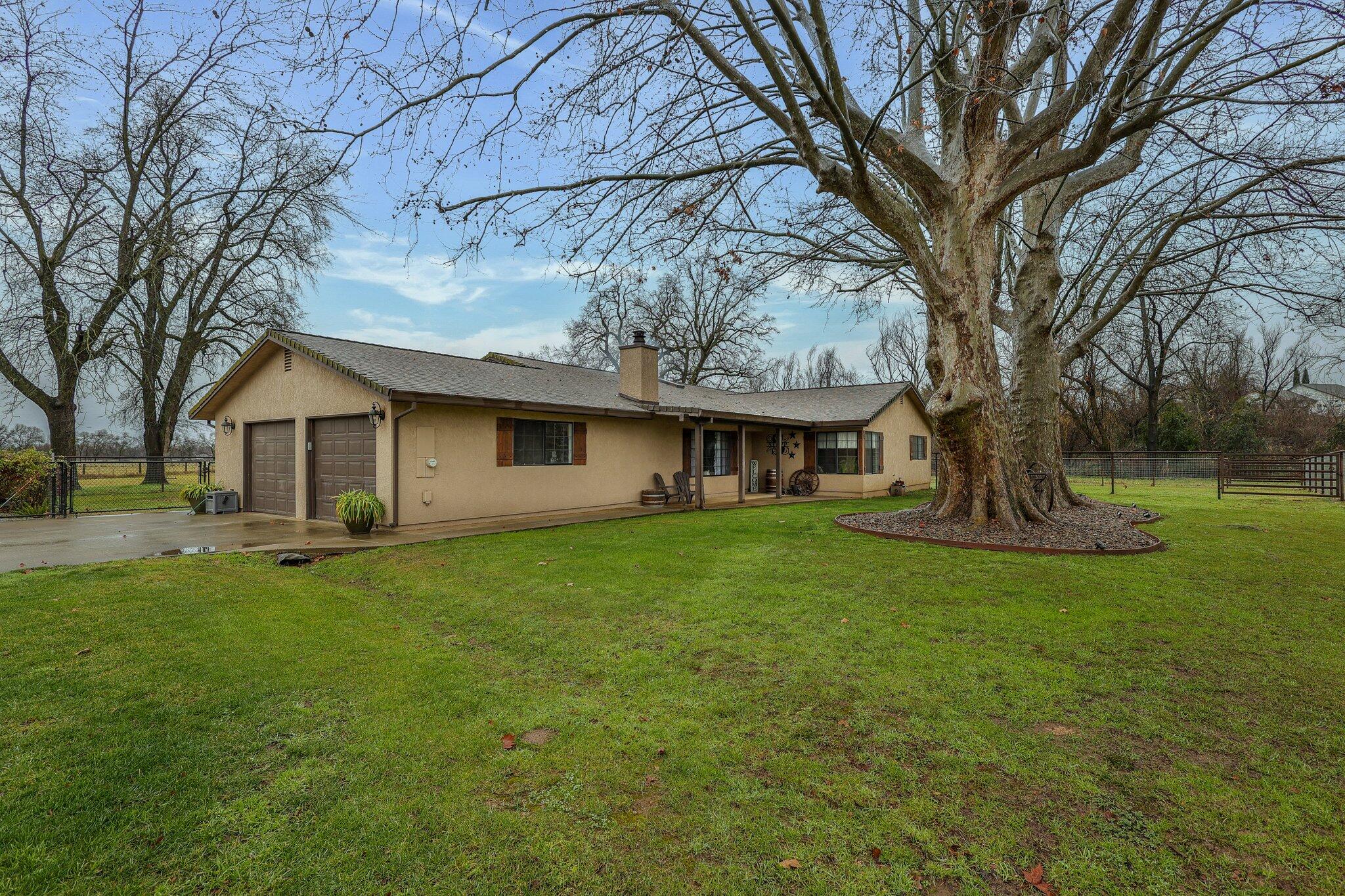 22405 Lone Tree Road Anderson, CA 96007 - Photo 2 of 49 Ranchette on 5.16 Irrigated acres