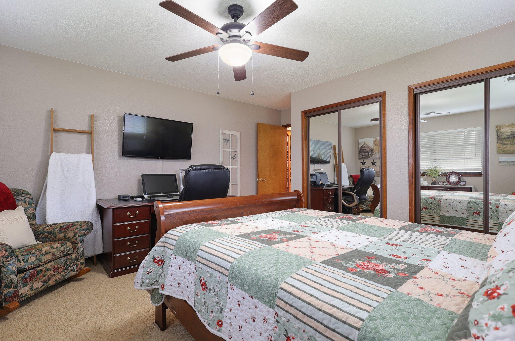 22405 Lone Tree Road Anderson, CA 96007 - Photo 29 of 49 Bedroom with extra closet space