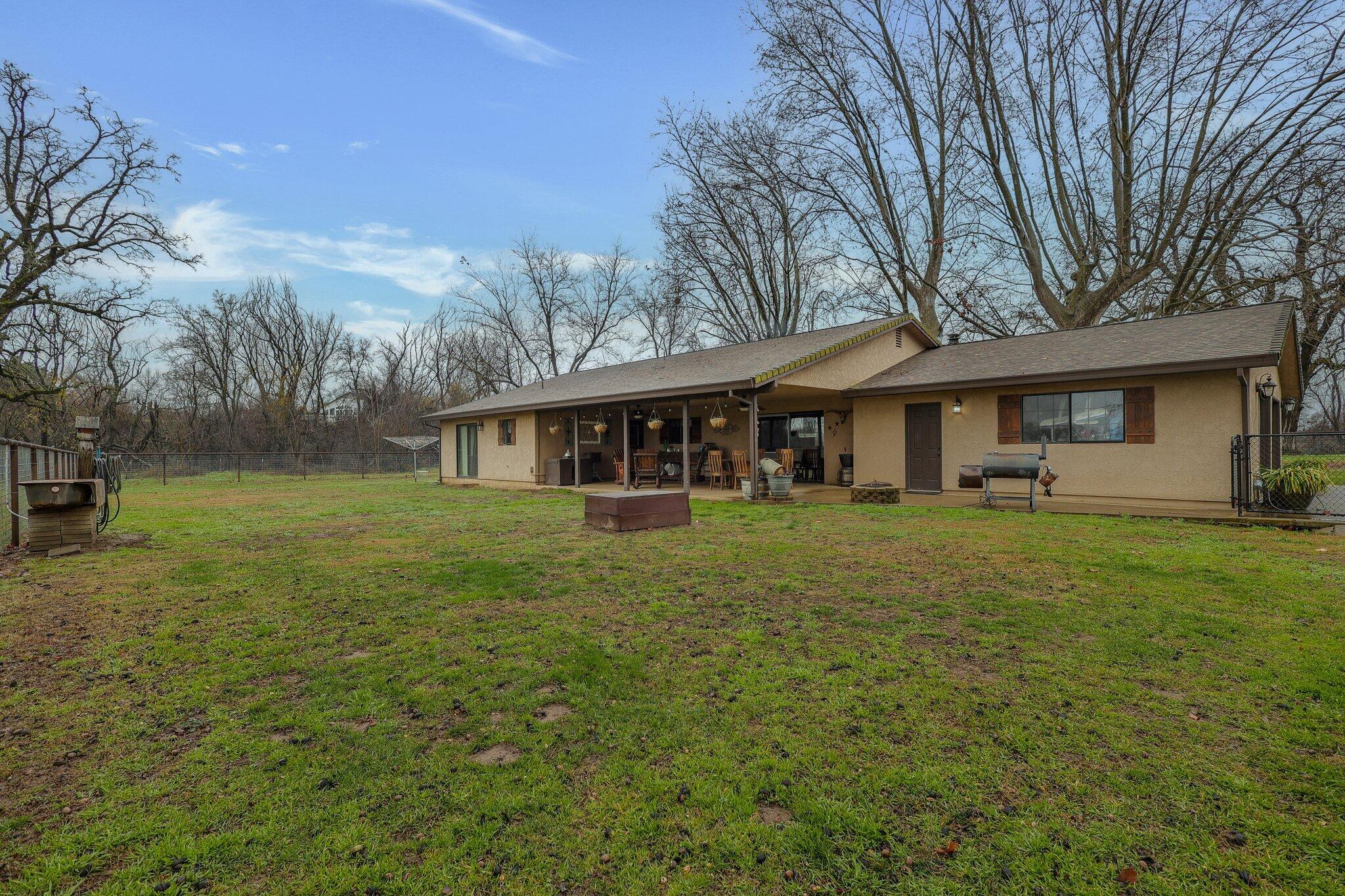 22405 Lone Tree Road Anderson, CA 96007 - Photo 49 of 49 Back of home