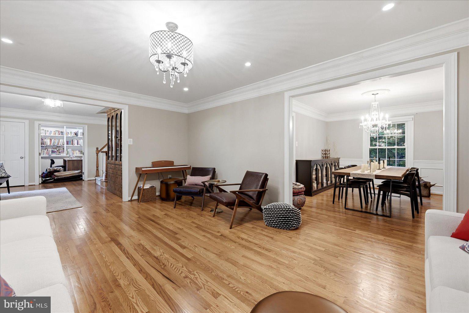 911 Riva Ridge Drive Great Falls, VA 22066 - Photo 10 of 55 Spacious elegance with warm wood tones.