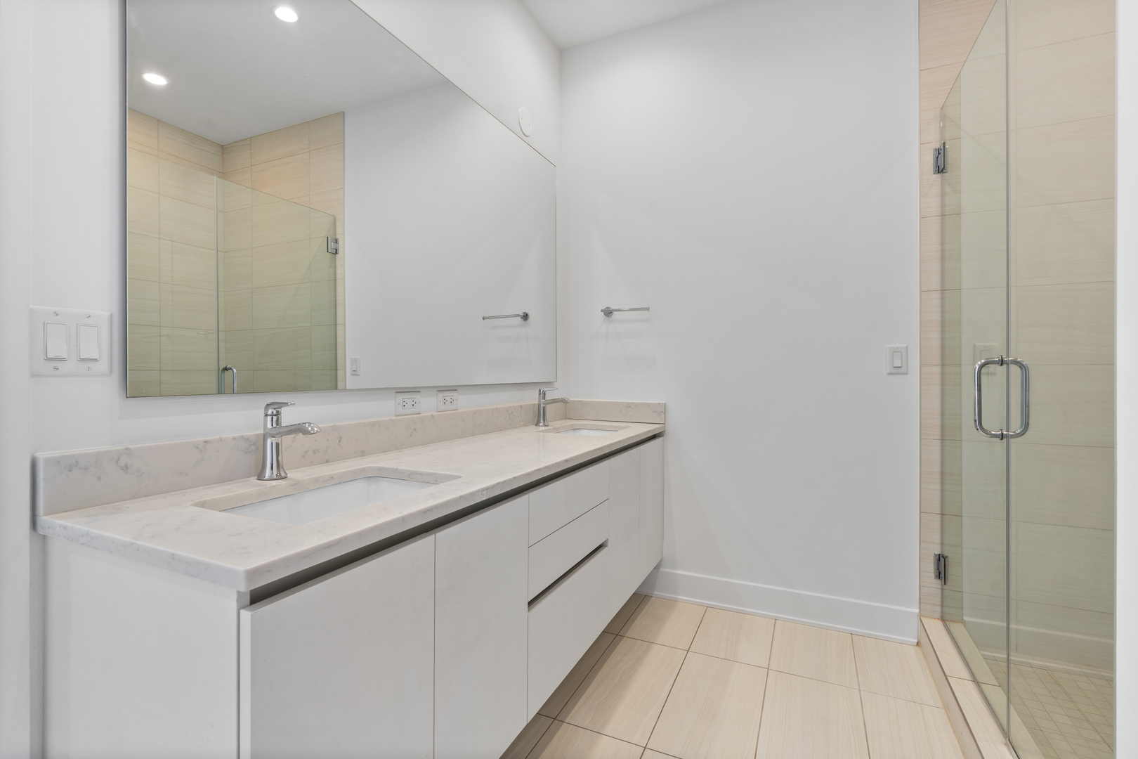 6 North Bishop Street, Unit 406 Chicago, IL 60607 - Photo 21 of 34