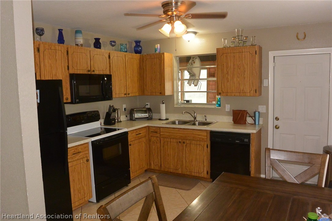 4507 Golfview Road Sebring, FL 33875 - Photo 5 of 24 Gallery Image 5