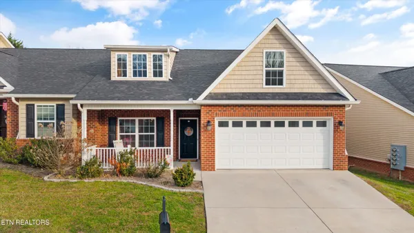 $349,000 | 1326 Hazelgreen Way, Knoxville, TN 37912