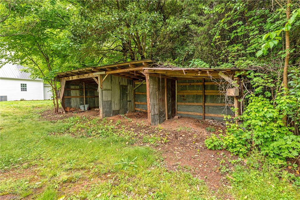 1978 Angell Road Mocksville, NC 27028 - Photo 14 of 35 Gallery Image 14