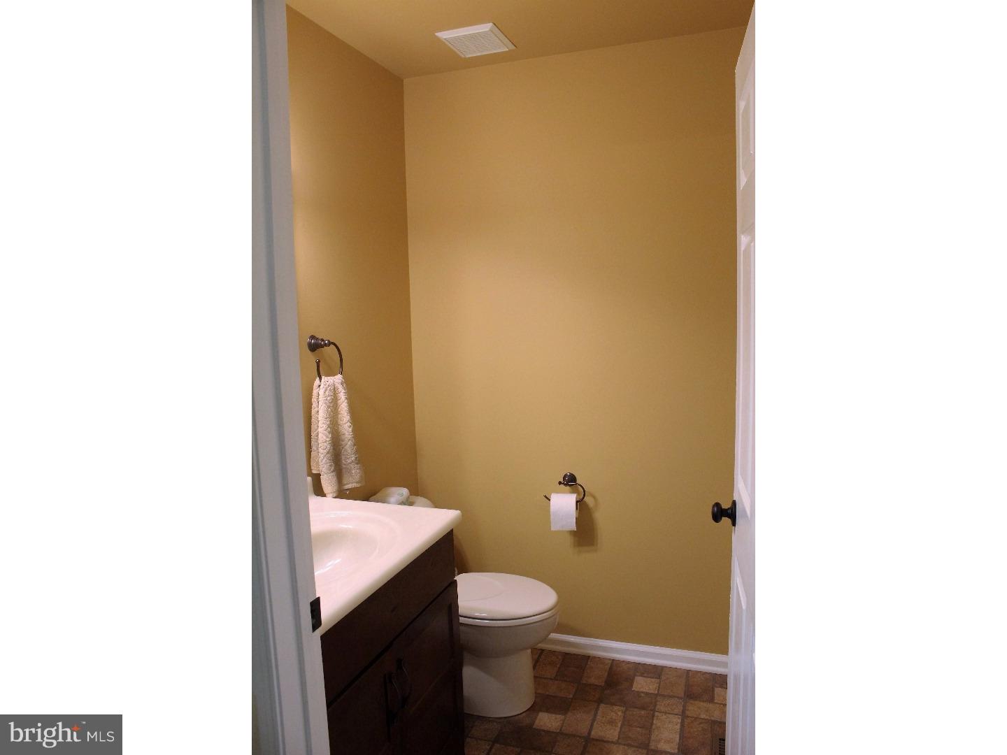 5079 Raintree Court Doylestown, PA 18902 - Photo 9 of 19 Gallery Image 9