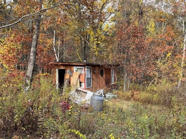 151 Wilker Road Ashburnham, MA 01430 - Photo 4 of 9