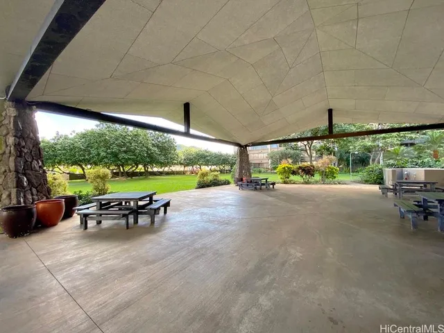 $2,300 | 55 South Kukui Street, Unit D1608, Honolulu, HI 96817