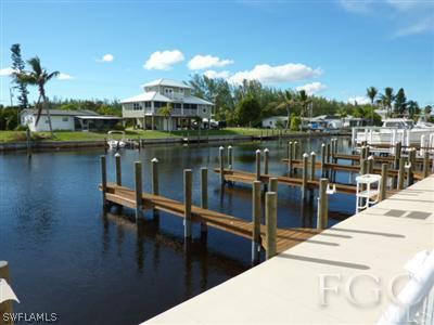 3215 Stringfellow Road, Unit 203 St. James City, FL 33956 - Photo 10 of 10 Gallery Image 10
