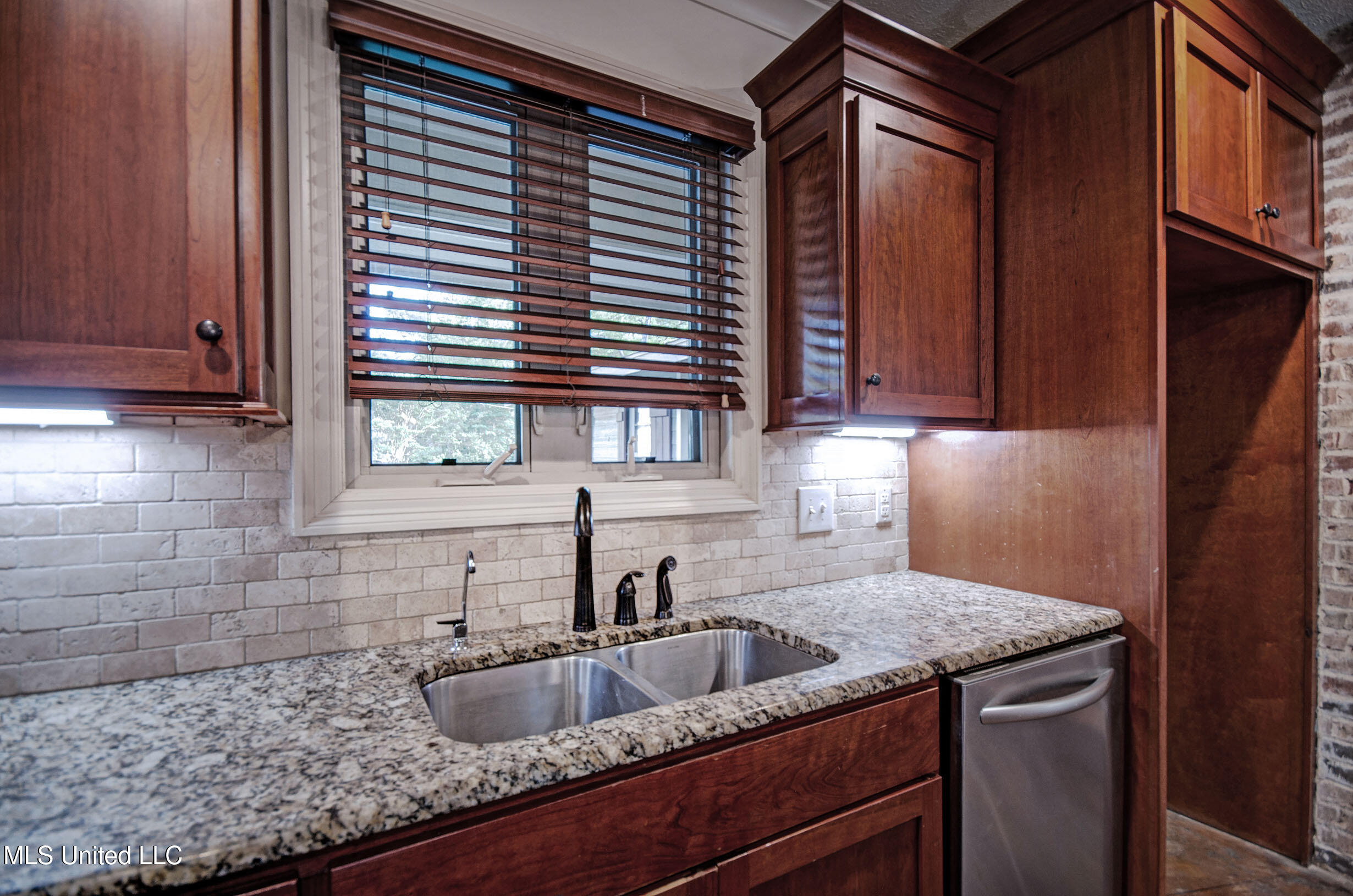 139 Chippewa Circle Jackson, MS 39211 - Photo 14 of 43 IMGP6226_7_8