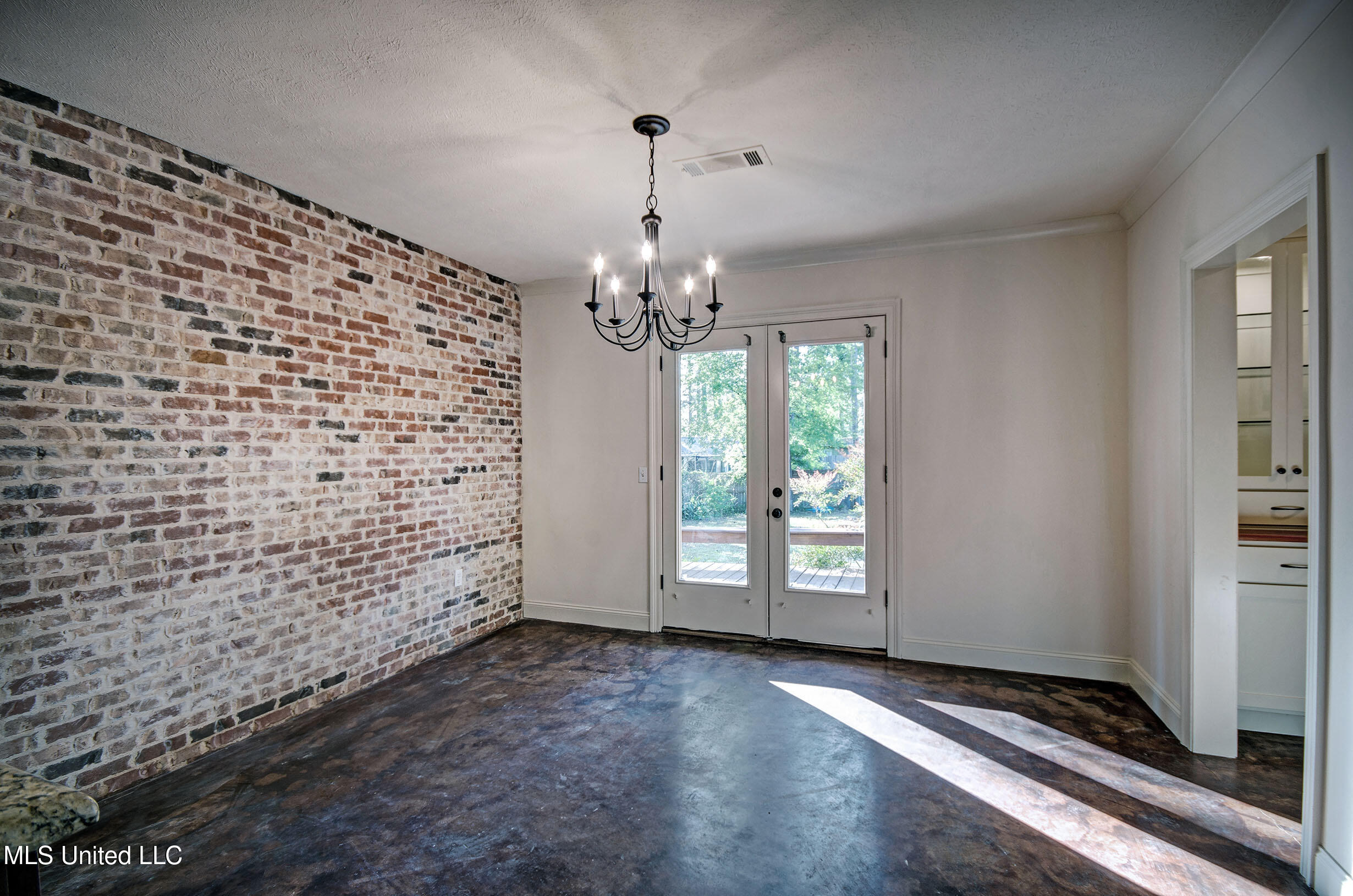 139 Chippewa Circle Jackson, MS 39211 - Photo 16 of 43 IMGP6232_3_4