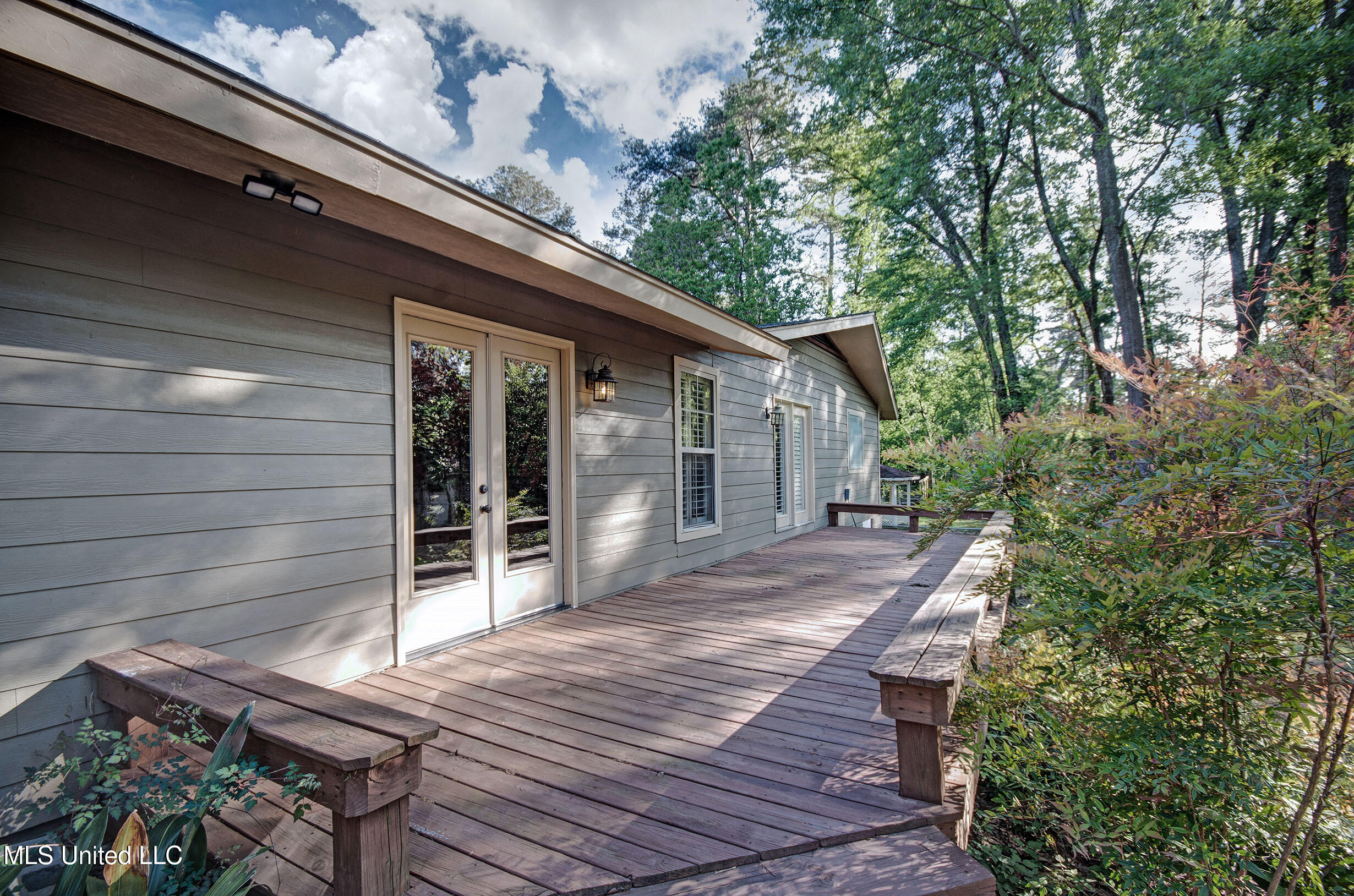 139 Chippewa Circle Jackson, MS 39211 - Photo 43 of 43 IMGP6199_200_201