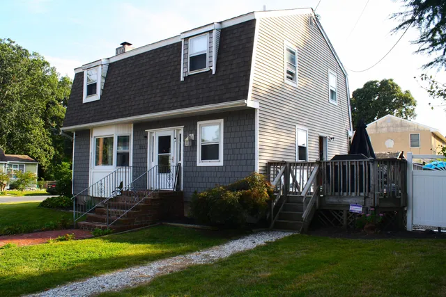 $369,000 | 222 East Weber Avenue, Villas, NJ 08251
