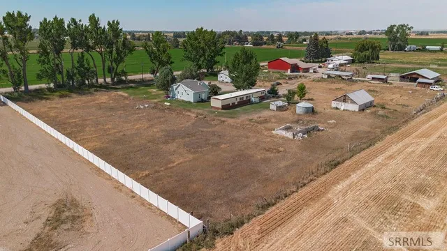 $630,000 | 1687 105th North, Idaho Falls, ID 83401