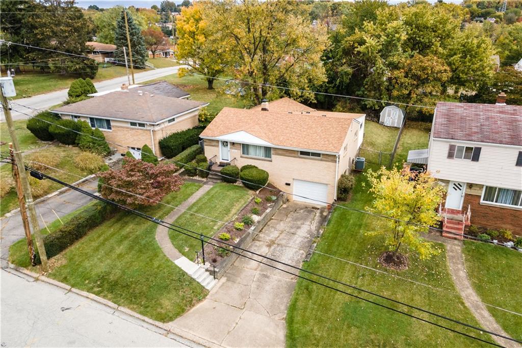 5235 Blossom Road Baldwin, PA 15236 - Photo 4 of 33 Gallery Image 4