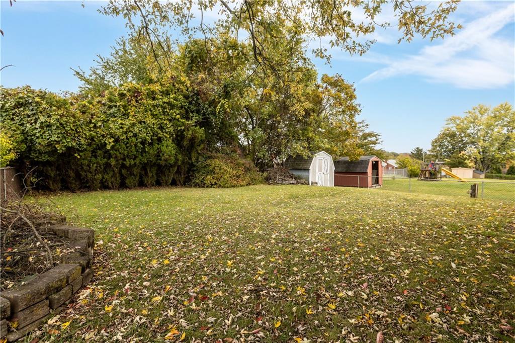 5235 Blossom Road Baldwin, PA 15236 - Photo 6 of 33 Gallery Image 6