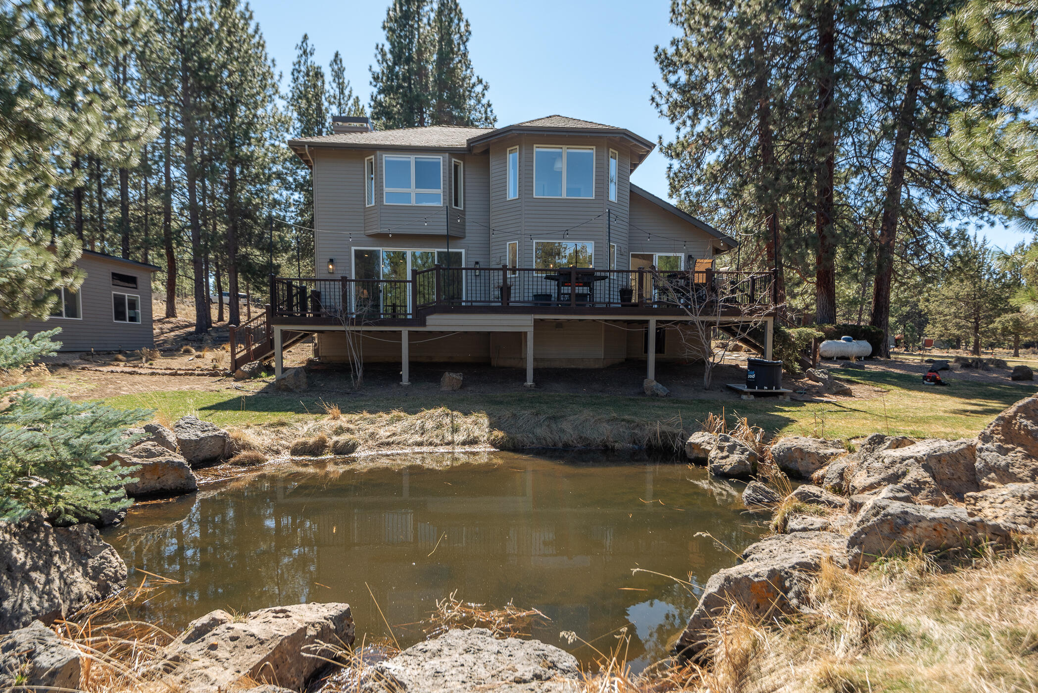 60012 West Ridgeview Drive Bend, OR 97702 - Photo 42 of 55 42