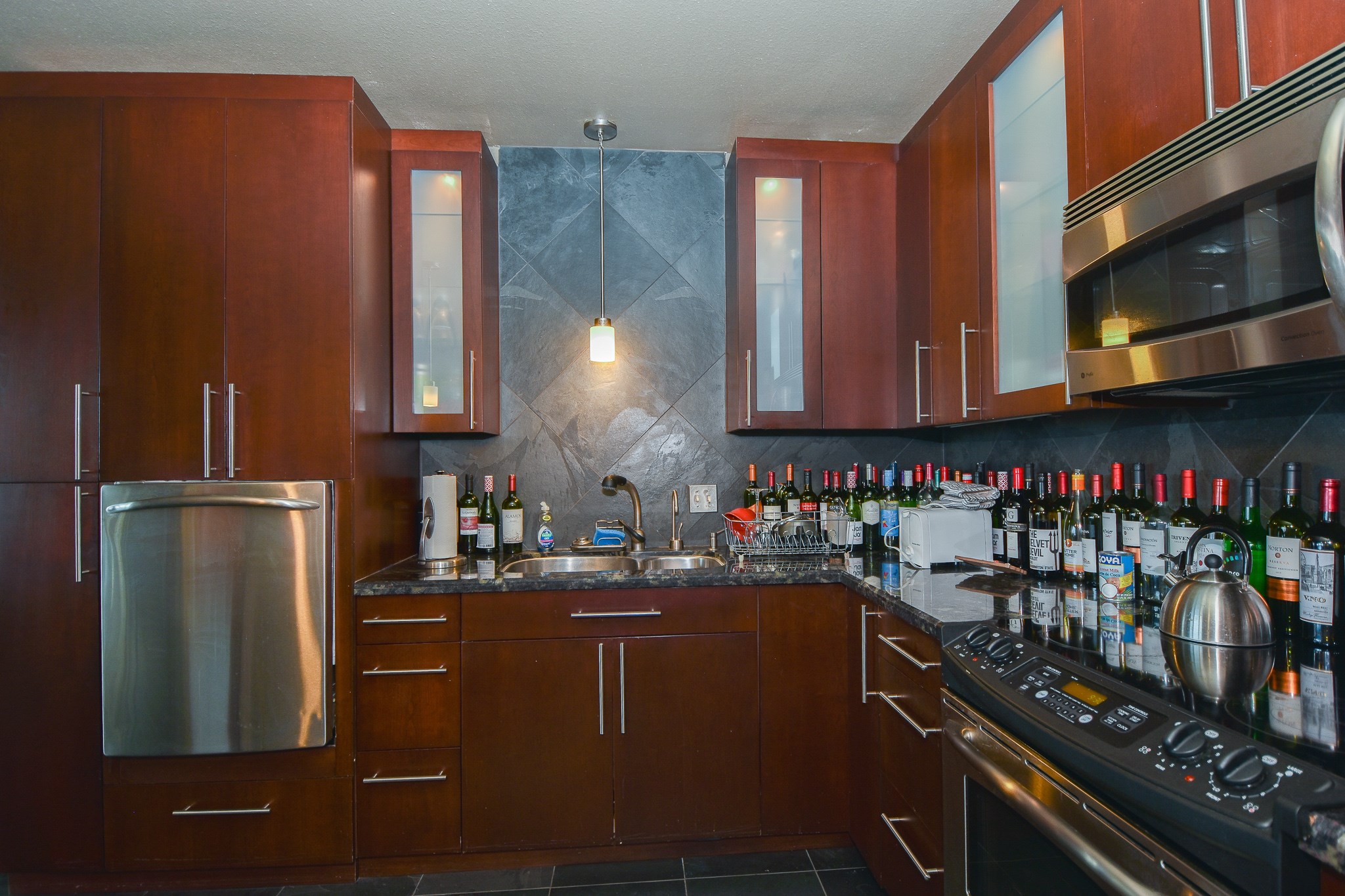 3505 Sage Road, Unit 3003 Houston, TX 77056 - Photo 6 of 23 Gallery Image 6
