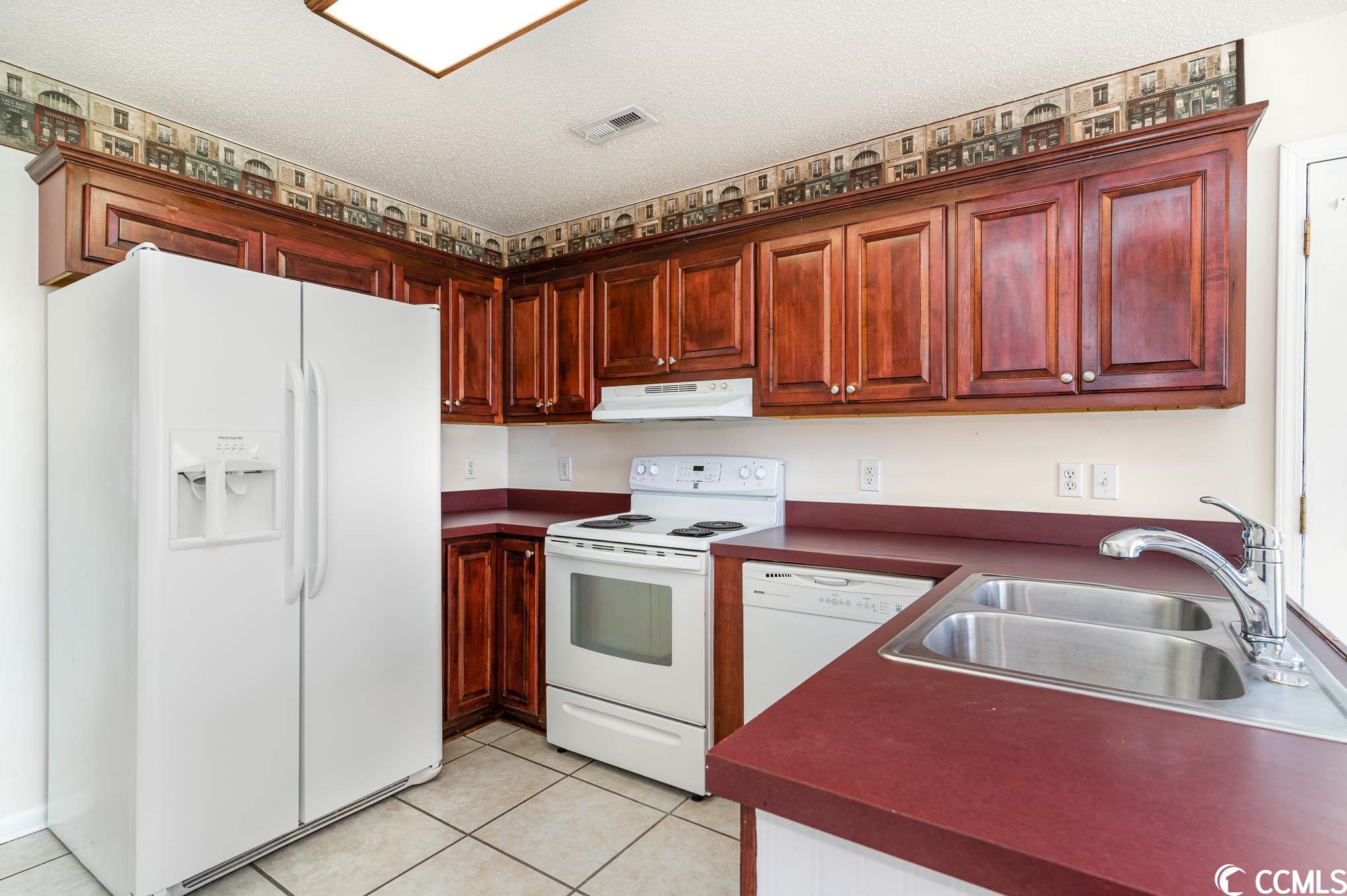 1135 Crocus Lane Conway, SC 29527 - Photo 6 of 32 Gallery Image 6