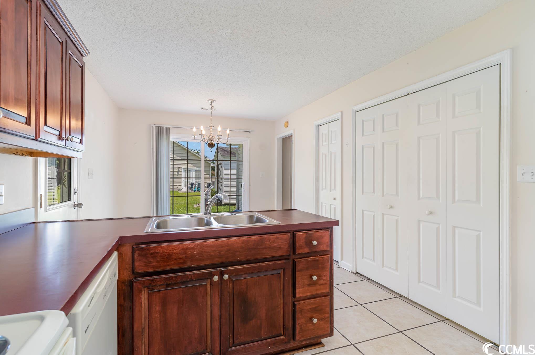 1135 Crocus Lane Conway, SC 29527 - Photo 7 of 32 Gallery Image 7