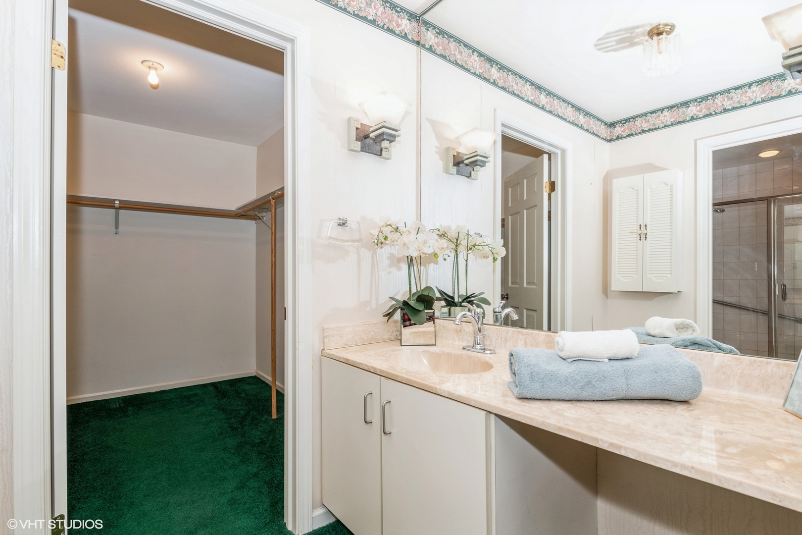 4042 Dundee Road Northbrook, IL 60062 - Photo 10 of 18 Gallery Image 10