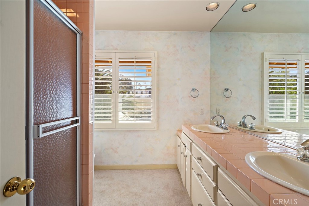 4230 North Virginia Road Long Beach, CA 90807 - Photo 20 of 34