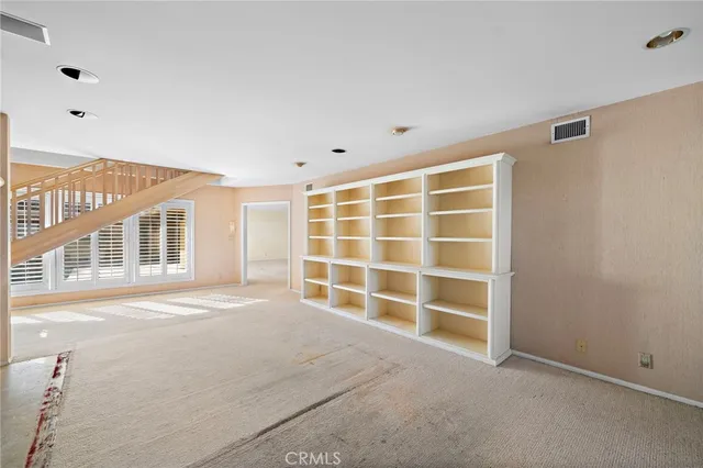 $2,350,000 | 4230 North Virginia Road, Long Beach, CA 90807