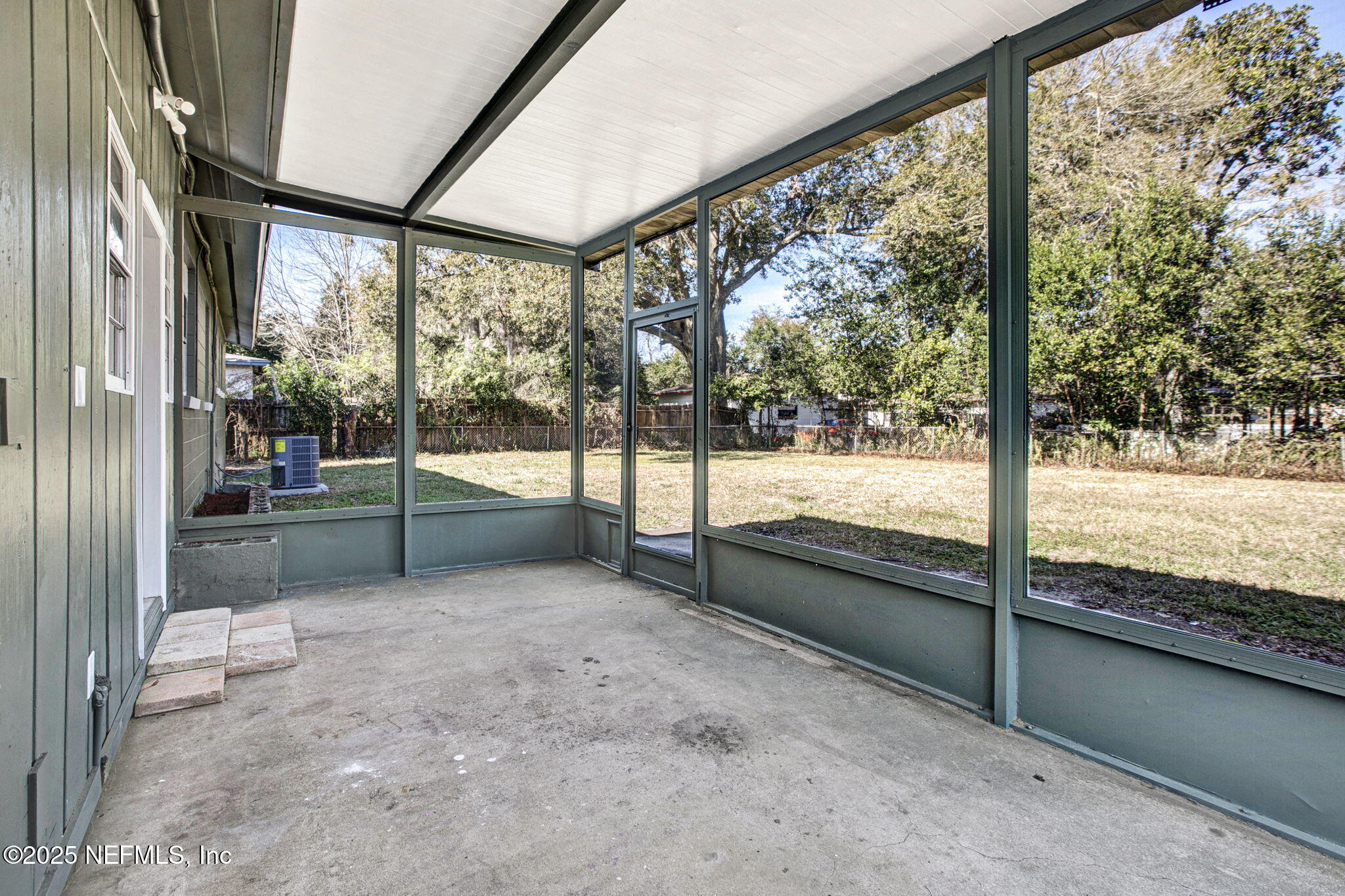 10621 Hemming Road Jacksonville, FL 32225 - Photo 13 of 30 20-web-or-mls-IMG_0096