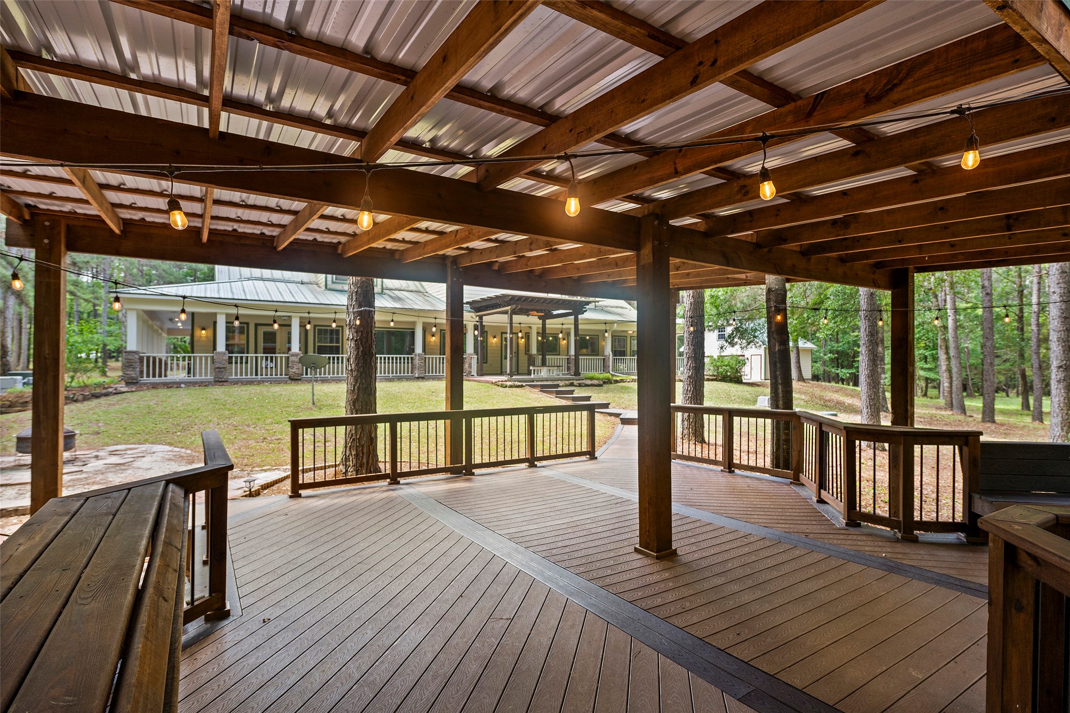 519 Dodge-Oakhurst Road Huntsville, TX 77320 - Photo 45 of 50 a view of a room with wooden floor